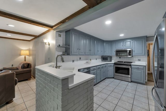 29 Trickett, Lynnfield, MA 01940