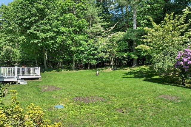 29 Trickett, Lynnfield, MA 01940
