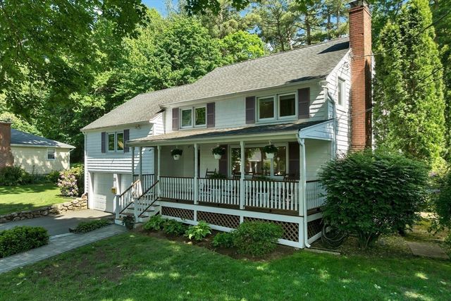 29 Trickett, Lynnfield, MA 01940