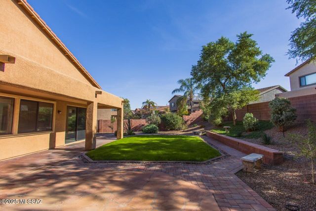 7485 W Crimson Ridge Drive, Tucson, AZ 85743