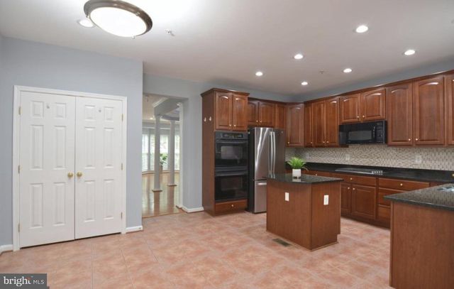 422 SHEILA ST, Gaithersburg, MD 20878