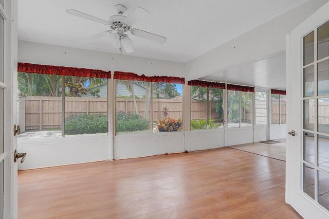 6467 Foster Street, Jupiter, FL 33458