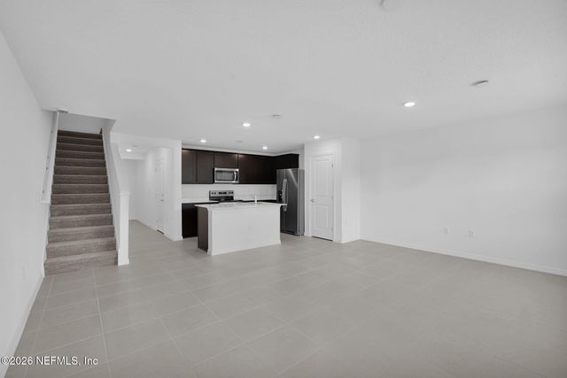 10129 WHISTLING PNE Court, Jacksonville, FL 32221