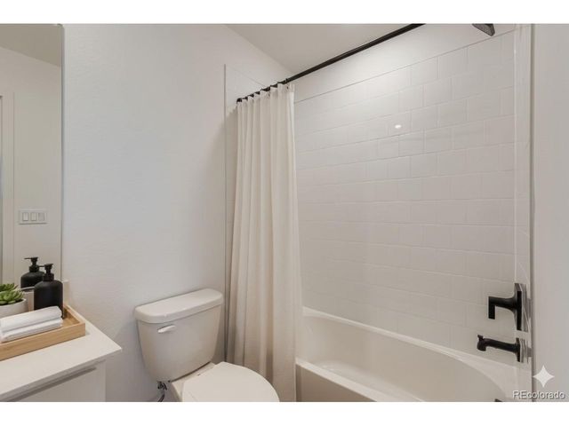 15312 W 69th Pl, Arvada, CO 80007