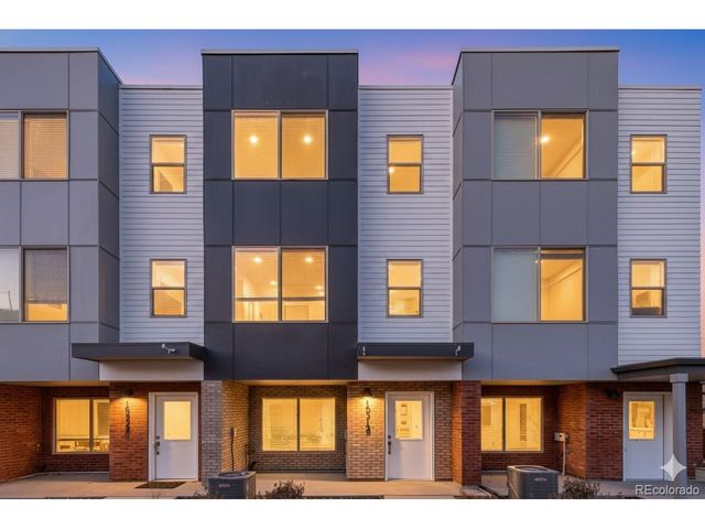 15312 W 69th Pl, Arvada, CO 80007