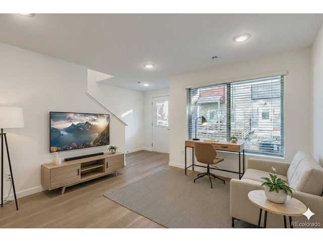 15312 W 69th Pl, Arvada, CO 80007