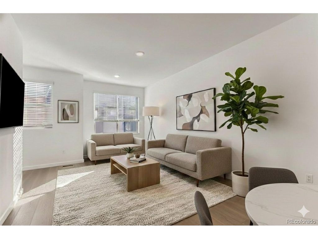 15312 W 69th Pl, Arvada, CO 80007