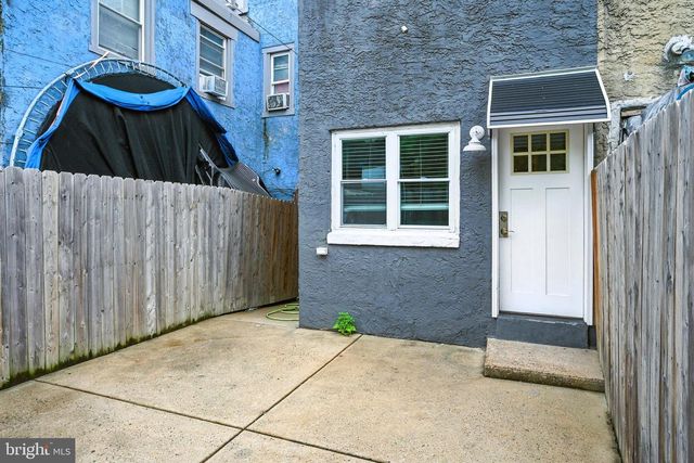 2621 SALMON ST, Philadelphia, PA 19125