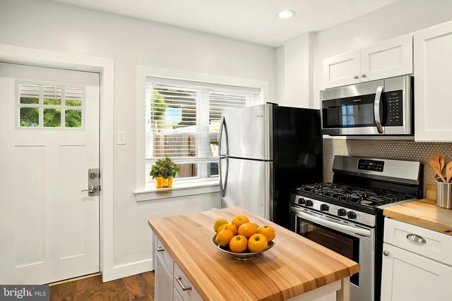 2621 SALMON ST, Philadelphia, PA 19125