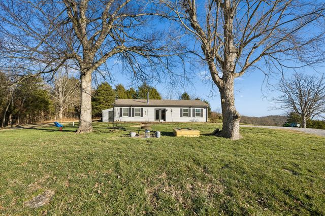 2370 Patton Hollow Rd, Watertown, TN 37184