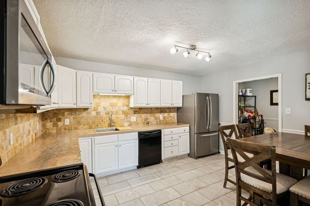 2370 Patton Hollow Rd, Watertown, TN 37184