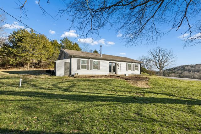 2370 Patton Hollow Rd, Watertown, TN 37184