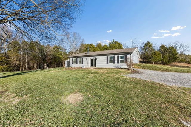 2370 Patton Hollow Rd, Watertown, TN 37184