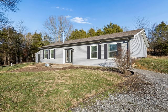 2370 Patton Hollow Rd, Watertown, TN 37184