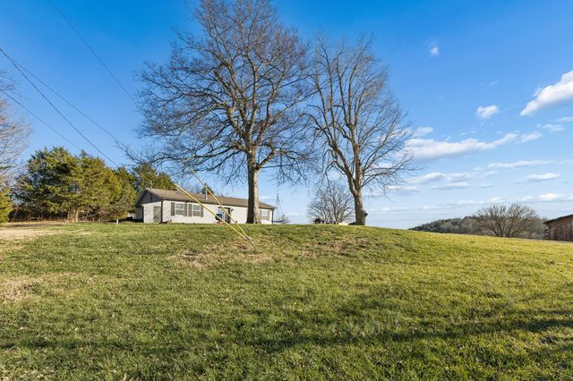 2370 Patton Hollow Rd, Watertown, TN 37184