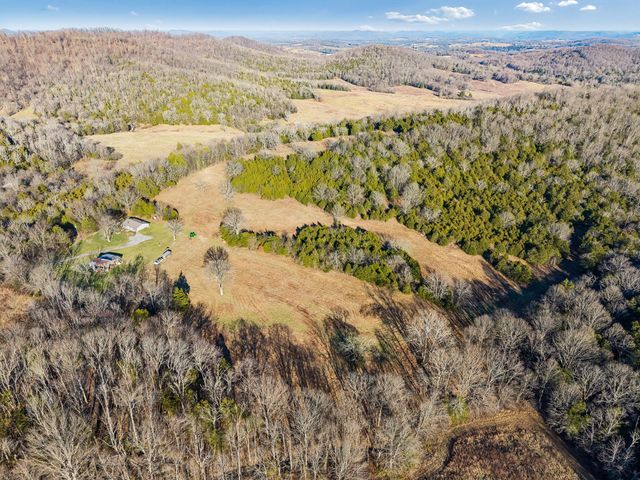 2370 Patton Hollow Rd, Watertown, TN 37184