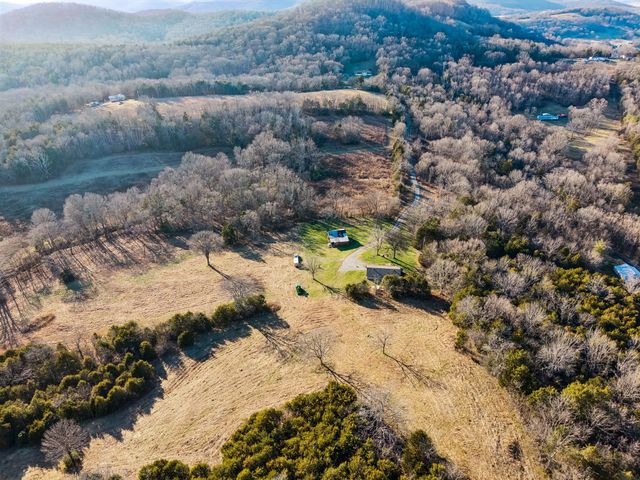 2370 Patton Hollow Rd, Watertown, TN 37184