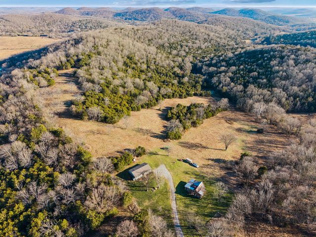 2370 Patton Hollow Rd, Watertown, TN 37184
