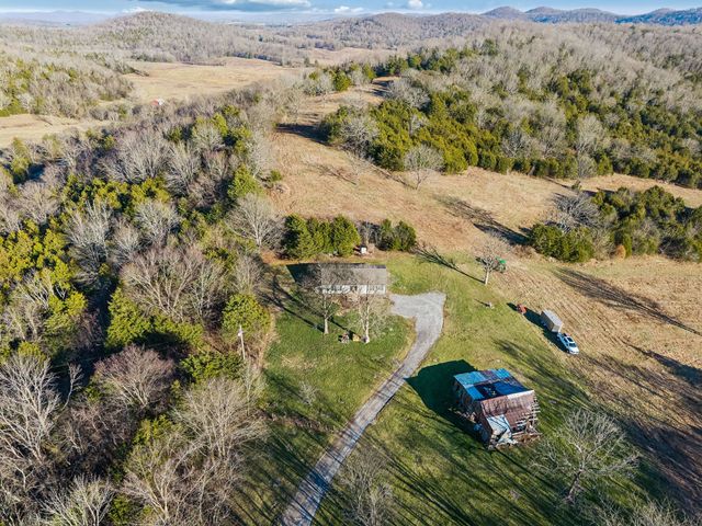 2370 Patton Hollow Rd, Watertown, TN 37184