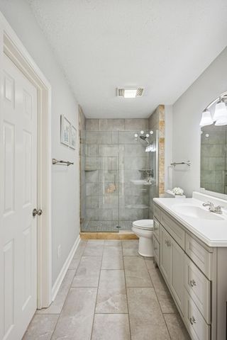 2370 Patton Hollow Rd, Watertown, TN 37184