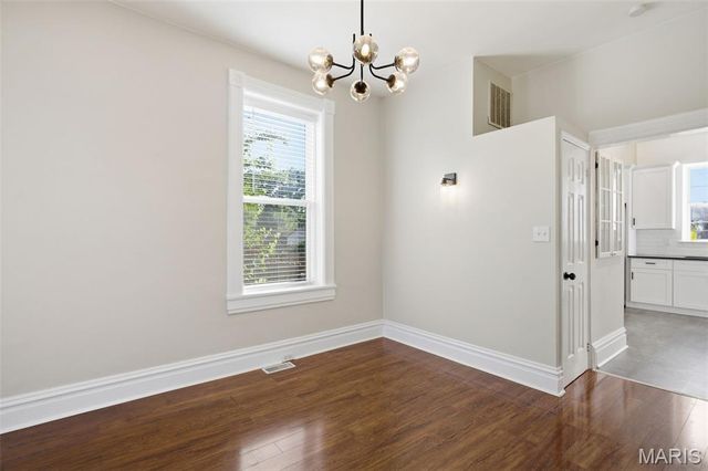 4405 Alaska Avenue, St Louis, MO 63111