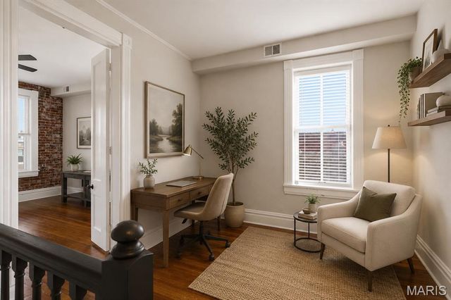4405 Alaska Avenue, St Louis, MO 63111