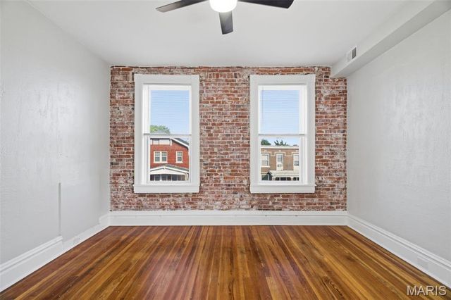 4405 Alaska Avenue, St Louis, MO 63111