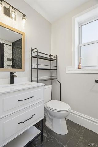 4405 Alaska Avenue, St Louis, MO 63111