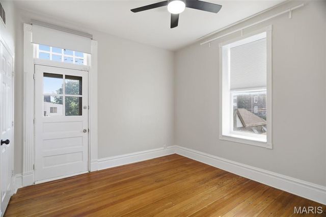 4405 Alaska Avenue, St Louis, MO 63111