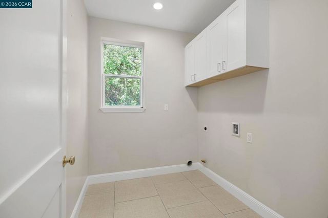 208 208 Valley View Pl, El Sobrante, CA 94803