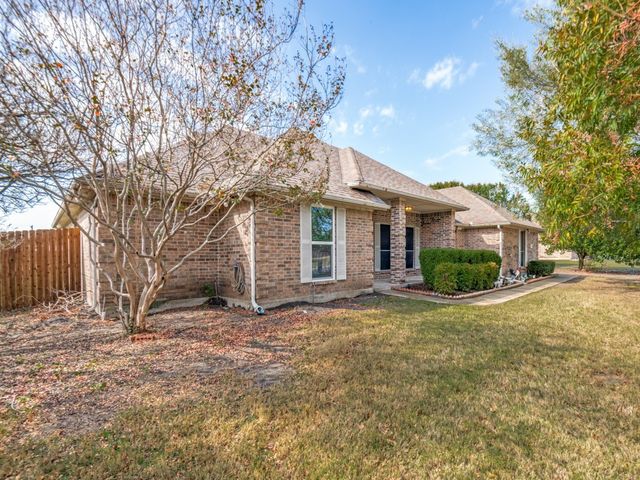 11011 Glenview Drive, Forney, TX 75126