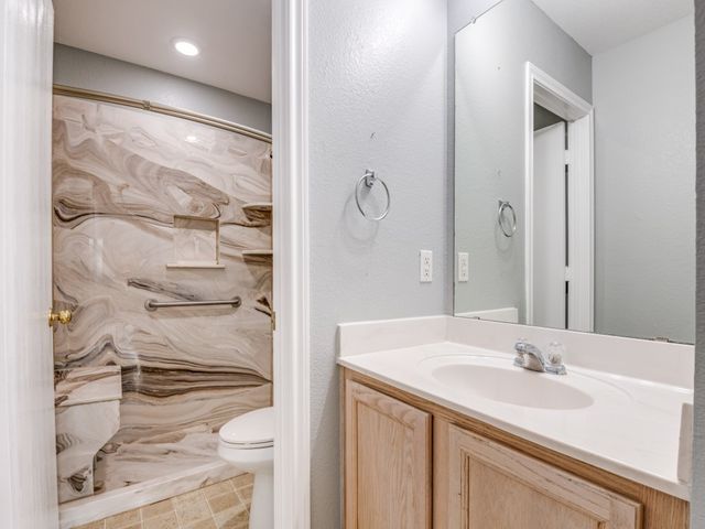 11011 Glenview Drive, Forney, TX 75126