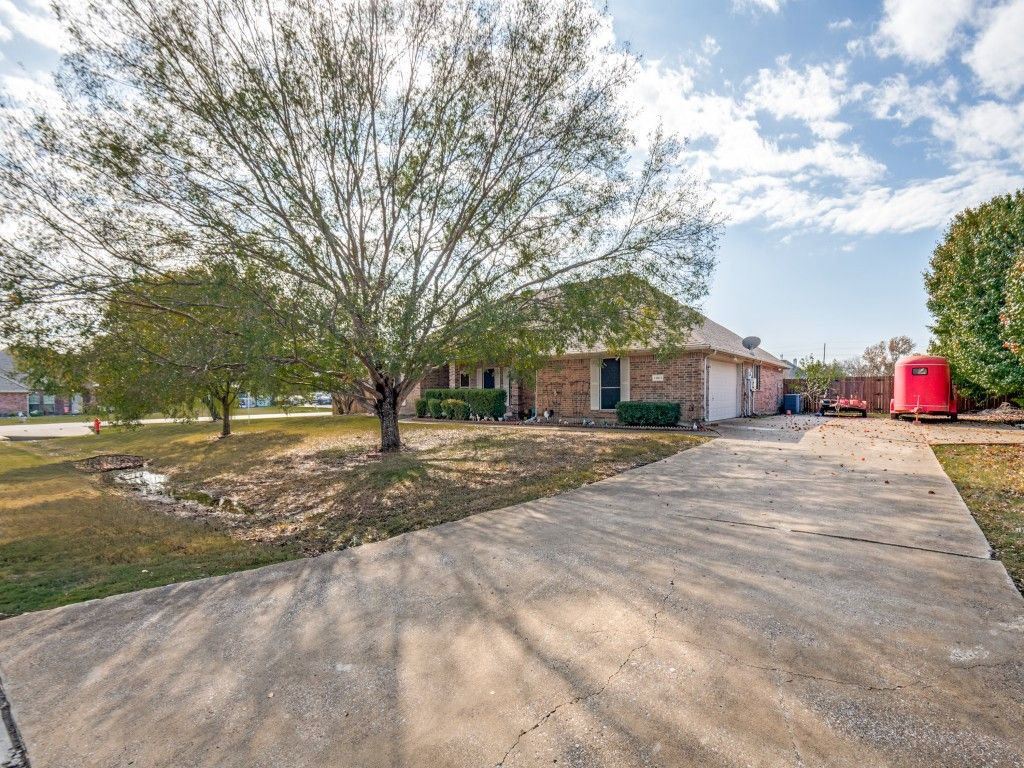 11011 Glenview Drive, Forney, TX 75126