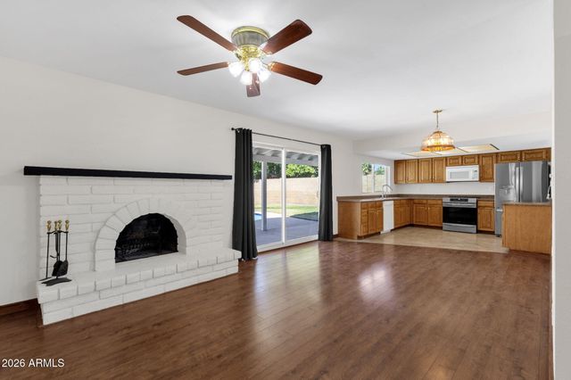 13016 N 48TH Place, Scottsdale, AZ 85254
