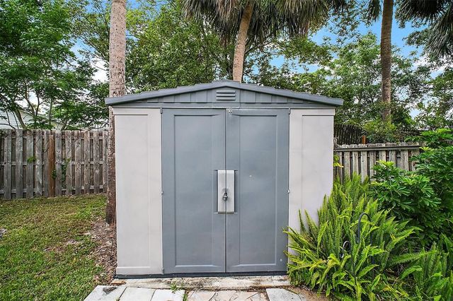 1512 S POINTE DRIVE, Leesburg, FL 34748