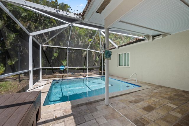 1233 Mystic Way, Wellington, FL 33414