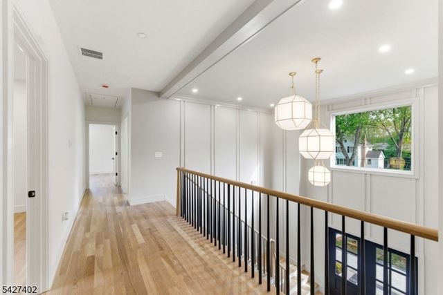 43 Orchard Rd, Florham Park Boro, NJ 07932