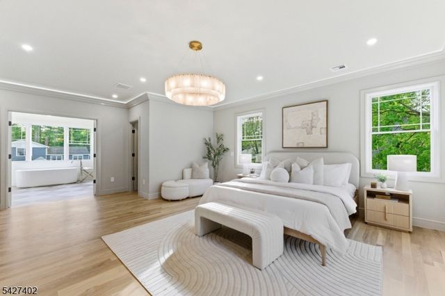 43 Orchard Rd, Florham Park Boro, NJ 07932