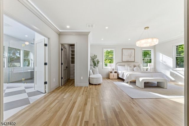 43 Orchard Rd, Florham Park Boro, NJ 07932