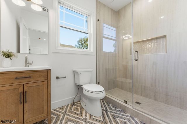 43 Orchard Rd, Florham Park Boro, NJ 07932