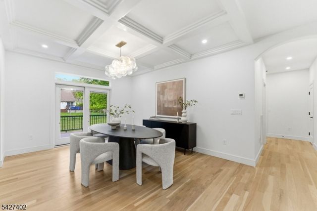 43 Orchard Rd, Florham Park Boro, NJ 07932