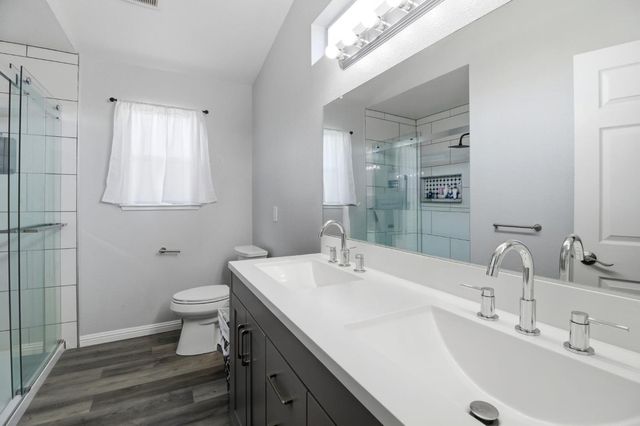 1481 Bluethroat Dr, Turlock, CA 95382