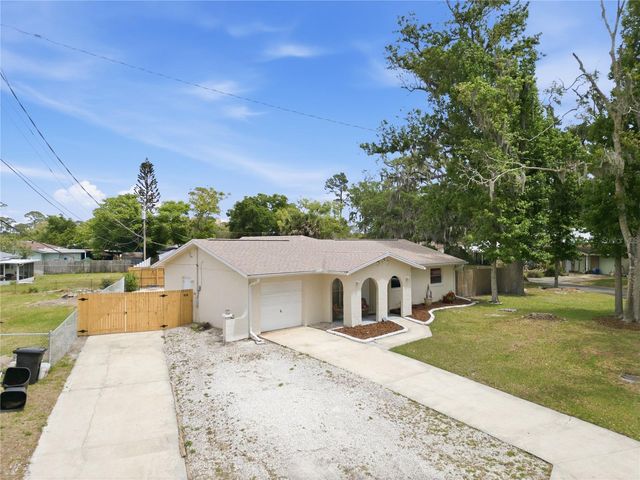 2861 W OAK LEA DRIVE, South Daytona, FL 32119