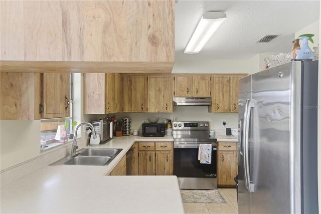 2861 W OAK LEA DRIVE, South Daytona, FL 32119