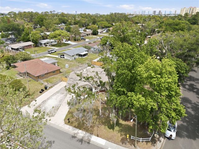 2861 W OAK LEA DRIVE, South Daytona, FL 32119