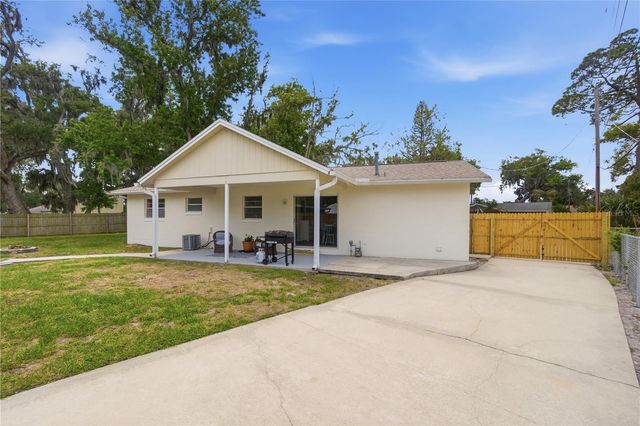 2861 W OAK LEA DRIVE, South Daytona, FL 32119