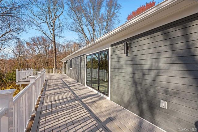 11 Skyview Drive, Armonk, NY 10504