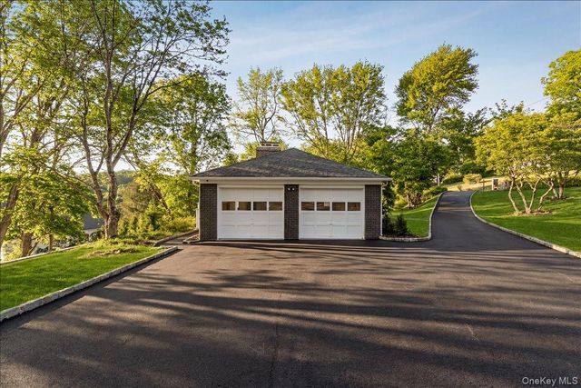 11 Skyview Drive, Armonk, NY 10504