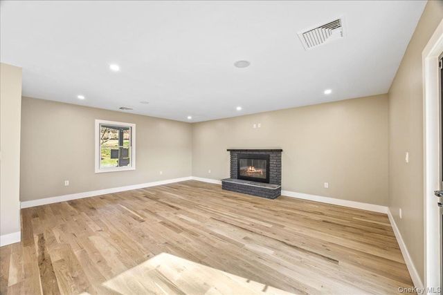 11 Skyview Drive, Armonk, NY 10504