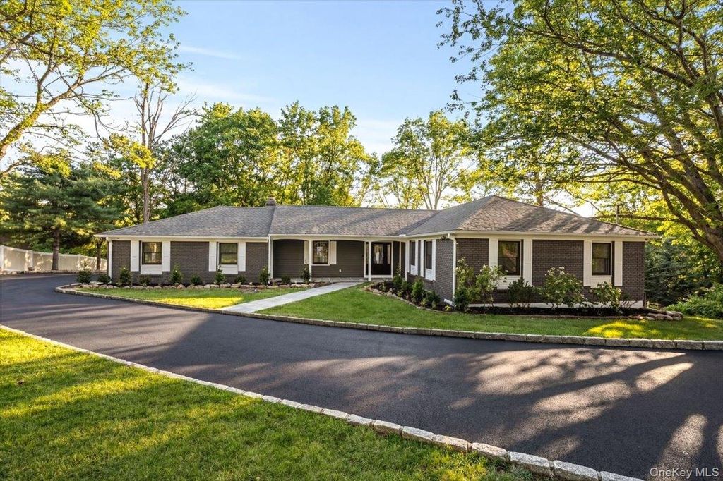 11 Skyview Drive, Armonk, NY 10504